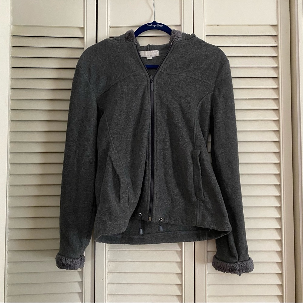 Carolyn Taylor Zip-Up